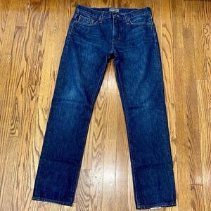 Vince VM323 Straight Leg Jeans. Size 32. Dark Vintage Blue Wash.